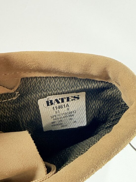 Bates Men\'s 9.5 Military Cold Weather Boots Vibram Army Tactical Never worn main image 5